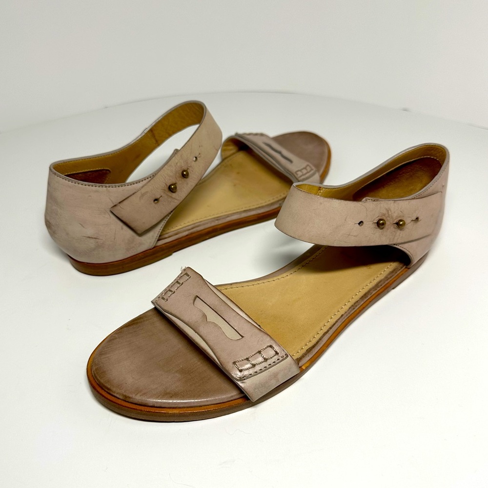 BRUNELLO CUCINELLI Taupe Adjustable Strap Leather Penny Toe Strap Sandal